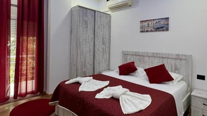 Lundra Otel Gramsh Dış mekan fotoğraf